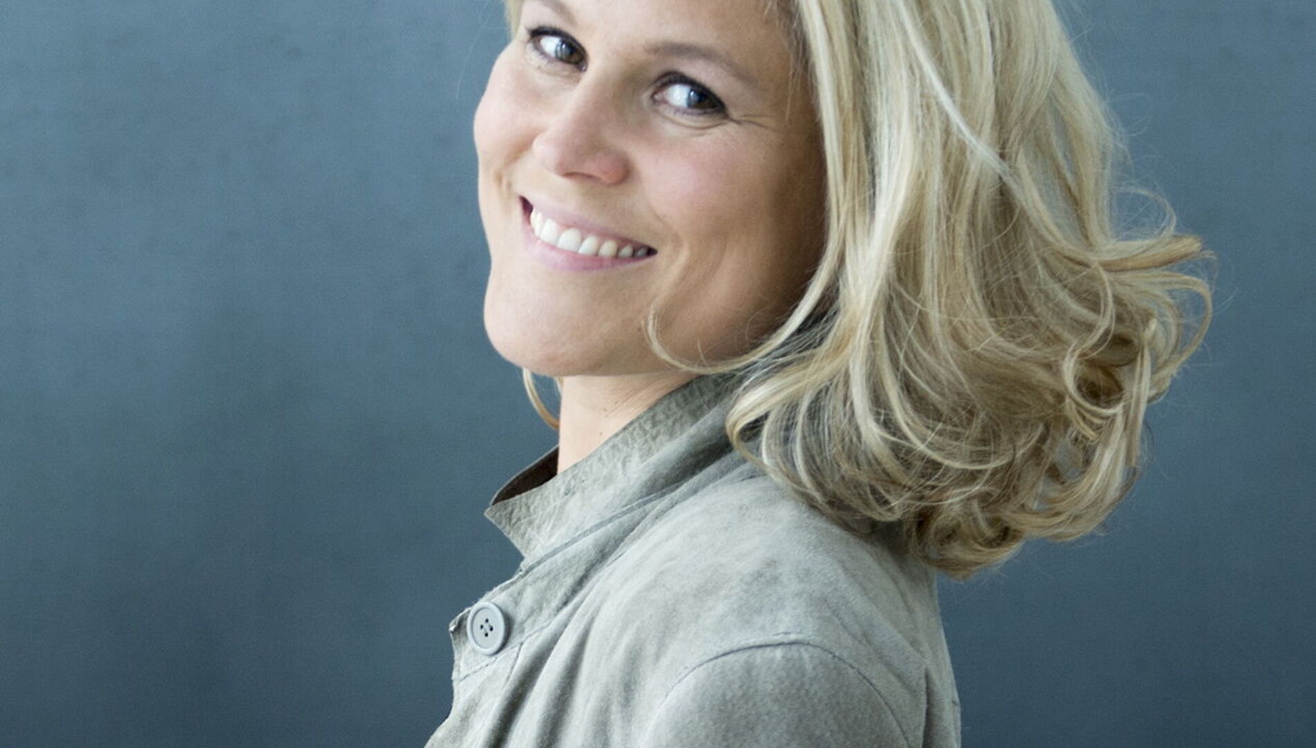 Урсула Лангмайер, Сергей Петров,
Антон Кулапов, Виктор Ямпольский