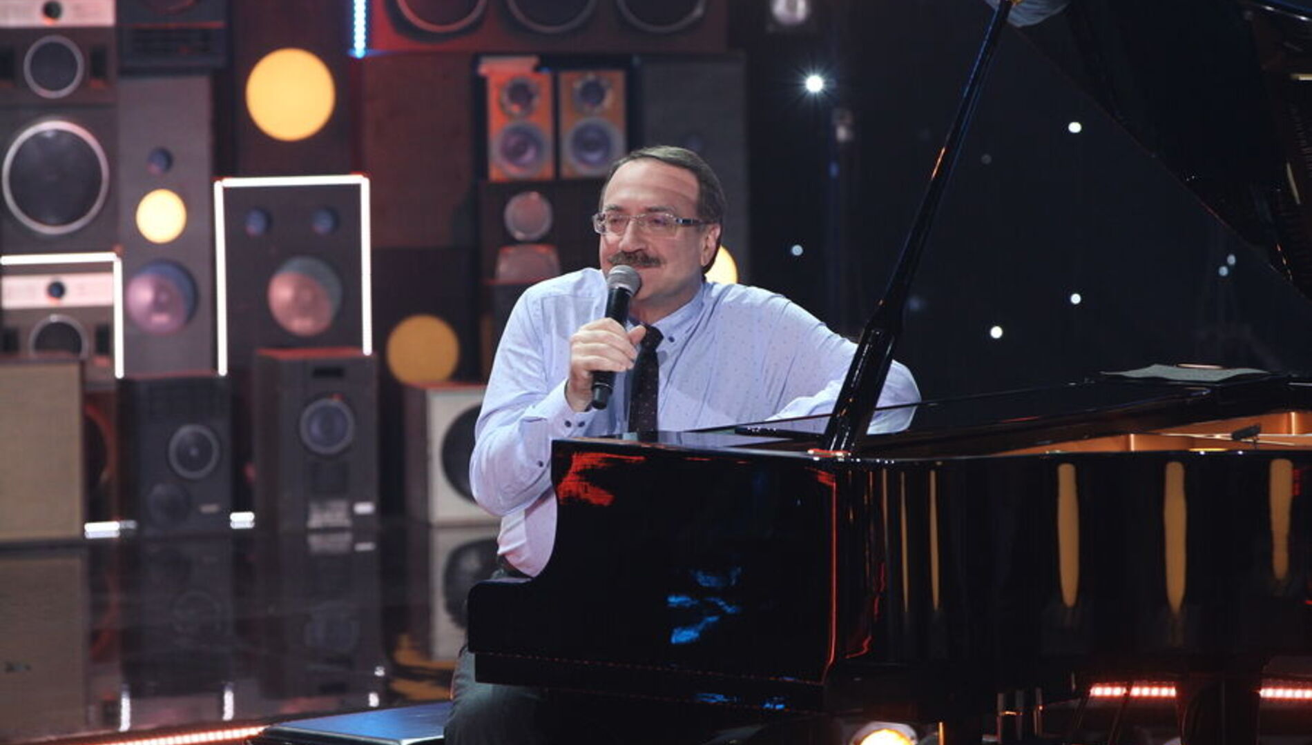 Клуб «Шаболовка, 37».
Телеканал «Россия-Культура» представляет.
Концерты – телевизионные съемки