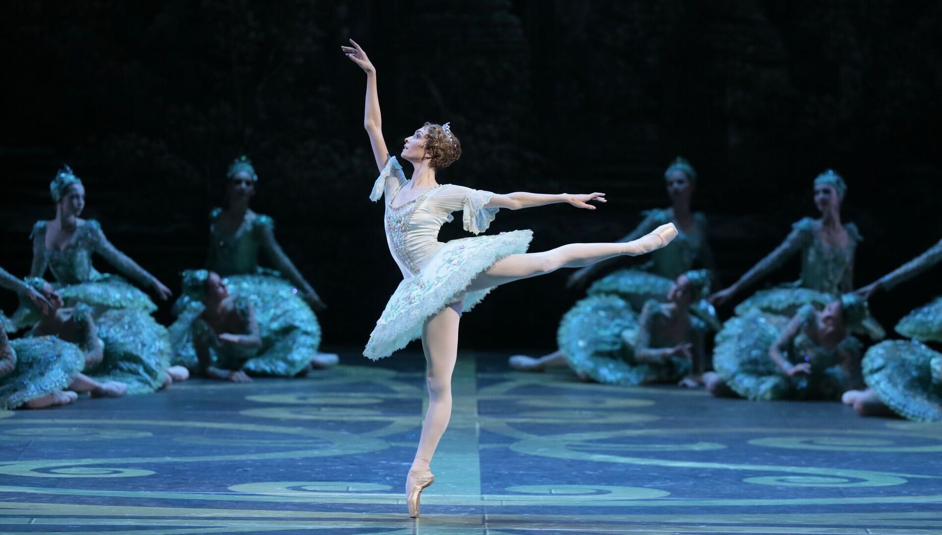 Ольга Смирнова и Семён Чудин
в балете Петра Ильича Чайковского
«Спящая красавица»