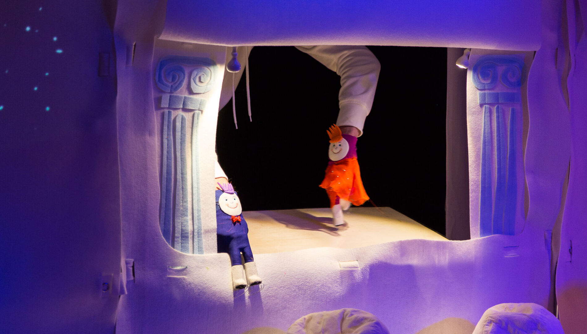 Первый снег
Фестиваль новогодних каникул «Ёлка»