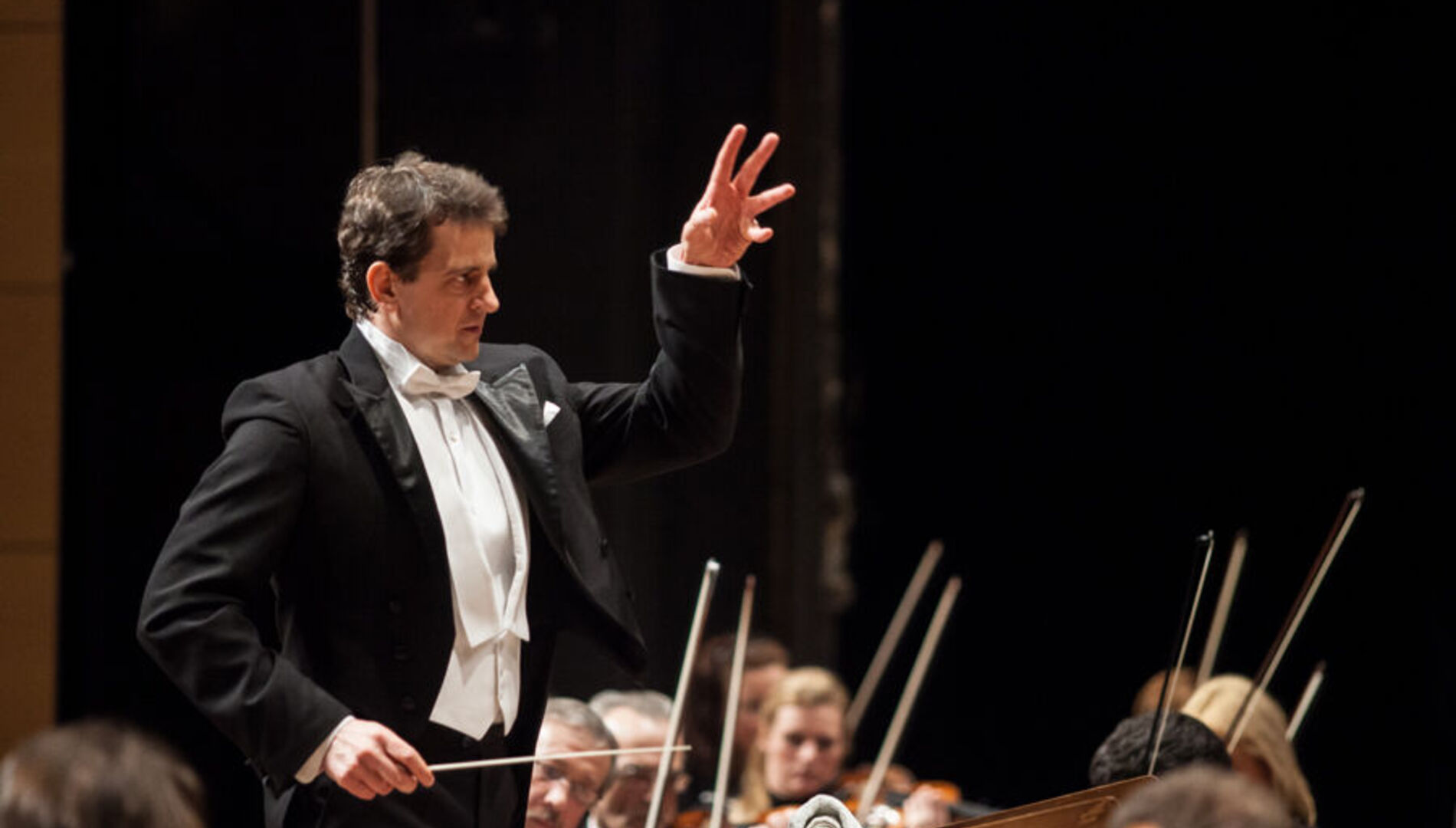 Волшебство музыки.
 Музыка наших соседей