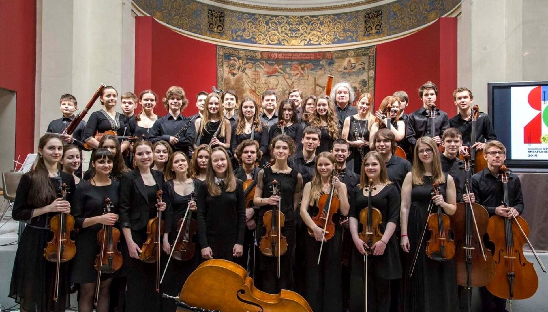 Льюис Кэролл
«Алиса в Стране чудес»