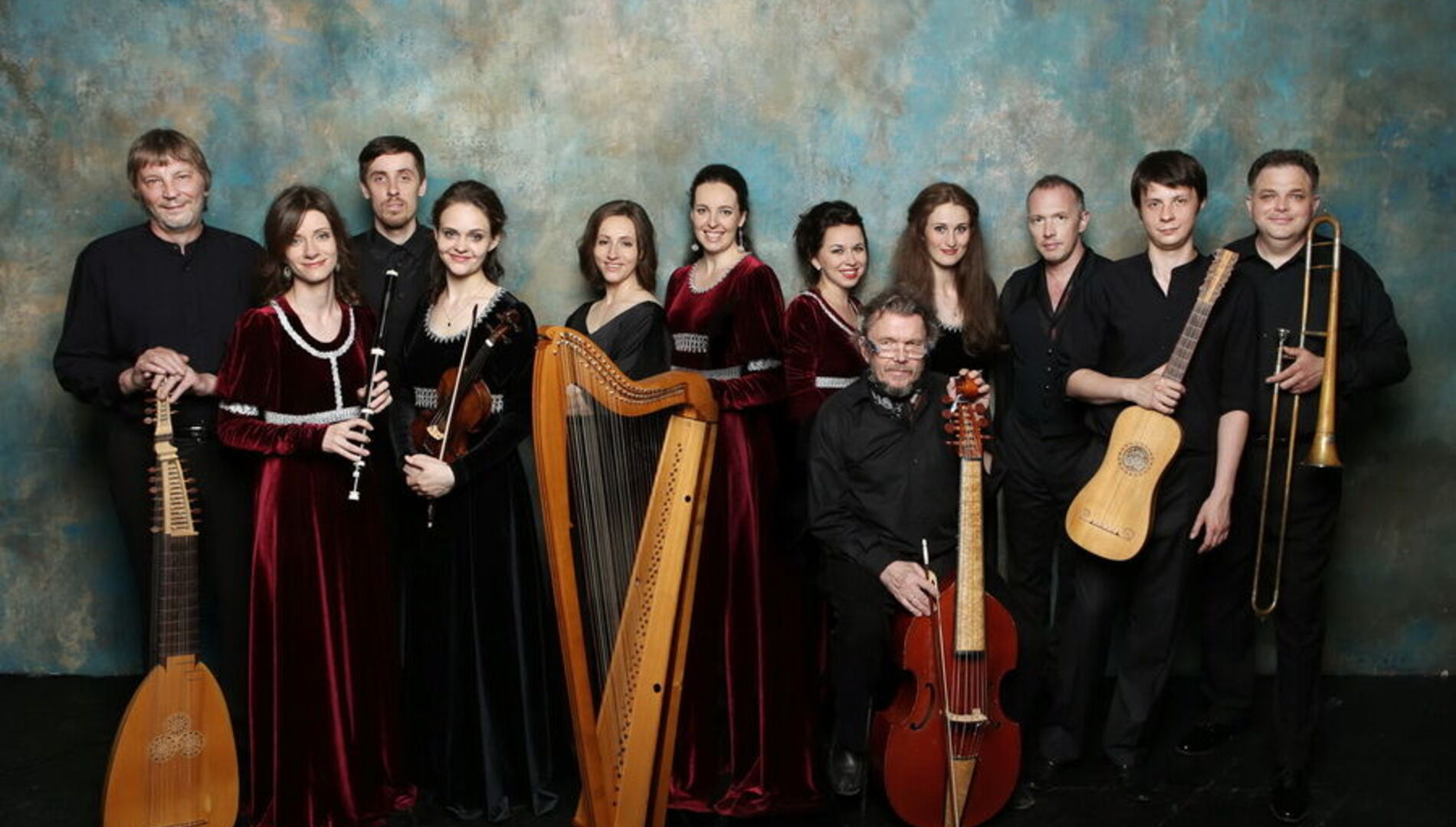 «Театральные маски»