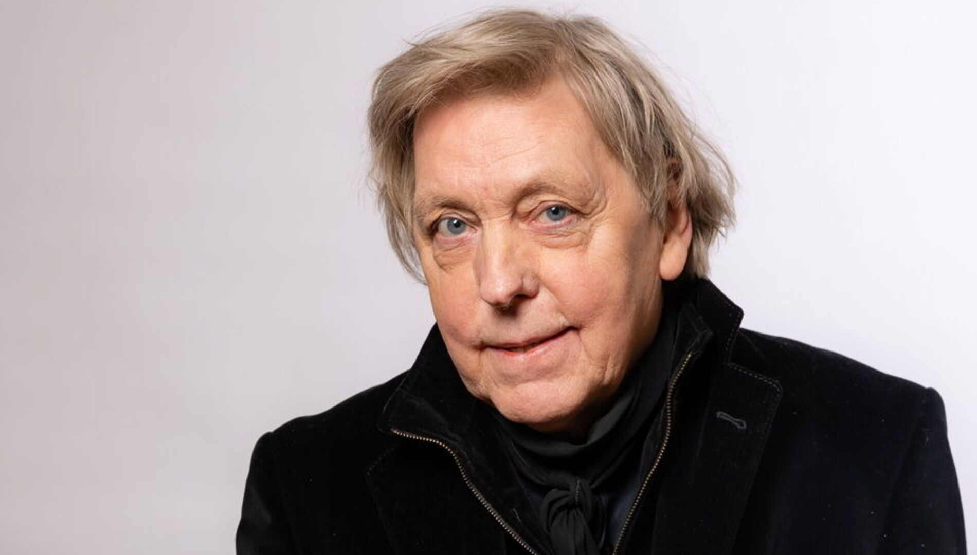 Сказы Павла Бажова.
Читает Владимир Завьялов