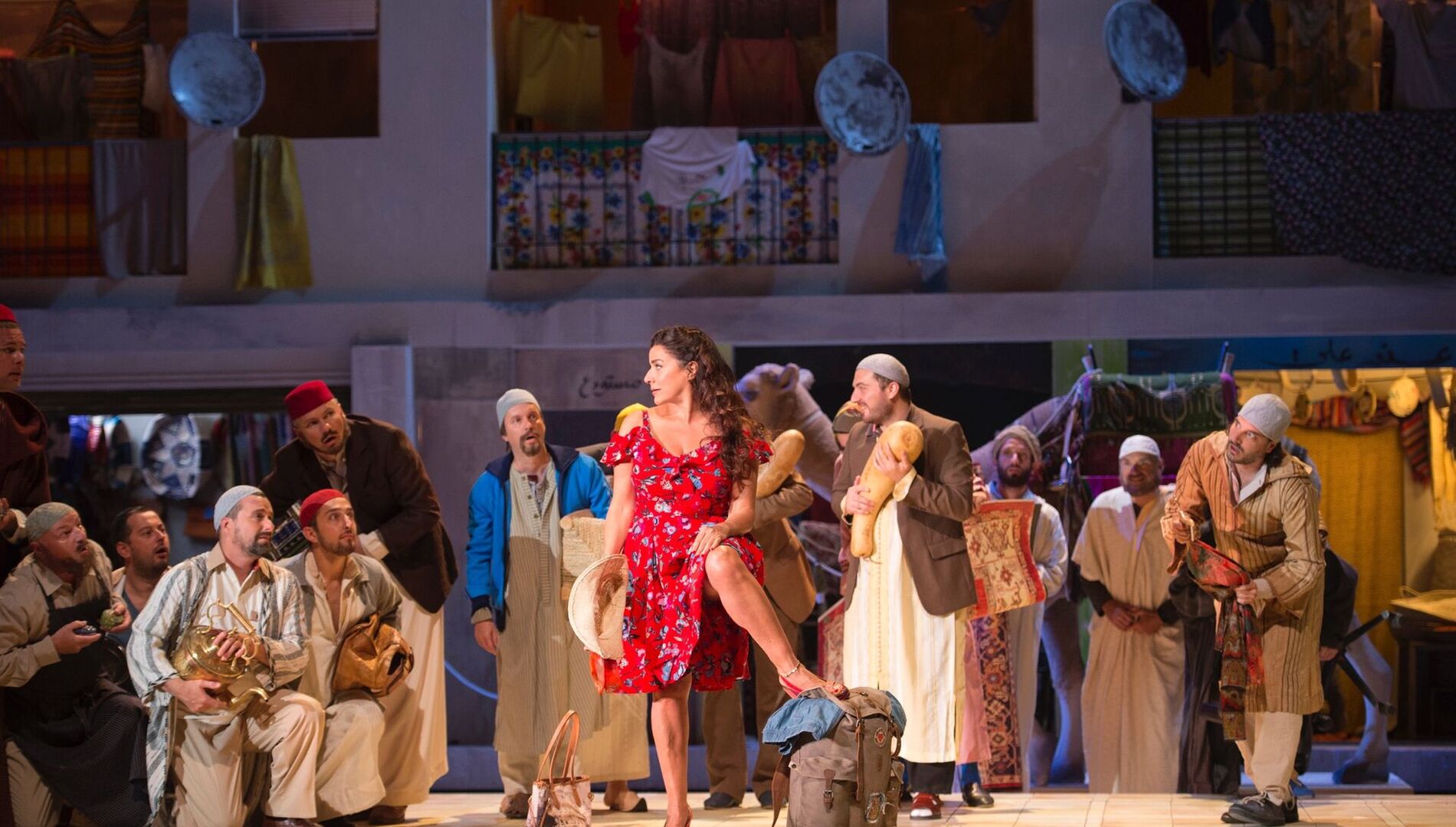 Зальцбург – 100
Чечилия Бартоли и Ильдар Абдразаков
в опере Джоаккино Россини 
«Итальянка в Алжире»