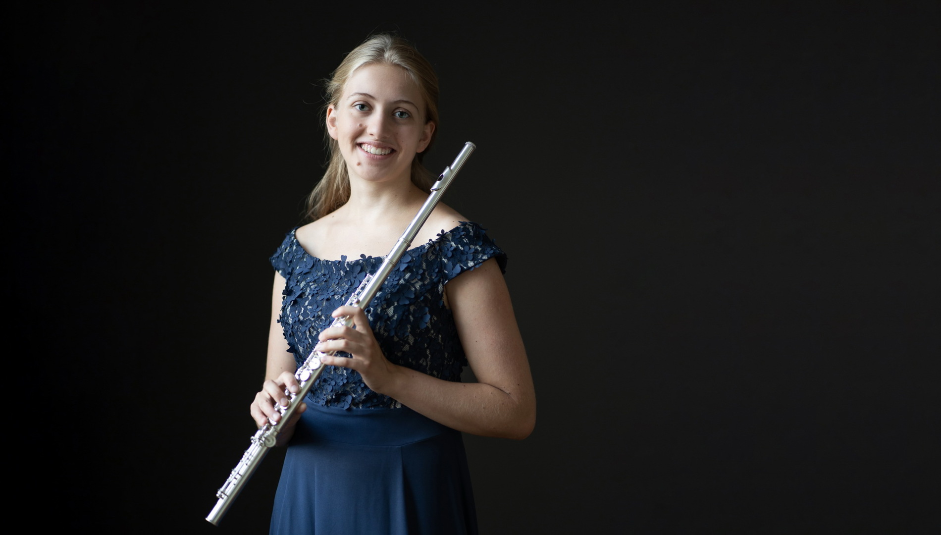 «Виртуозы гитары».
Молодежная программа
XIX Московского международного фестиваля