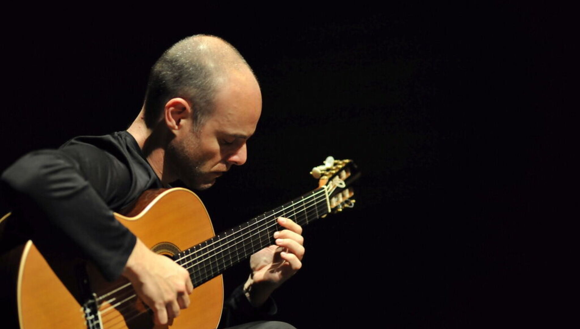 XI Московский международный фестиваль
«Виртуозы гитары».
Заключительный гала-концерт