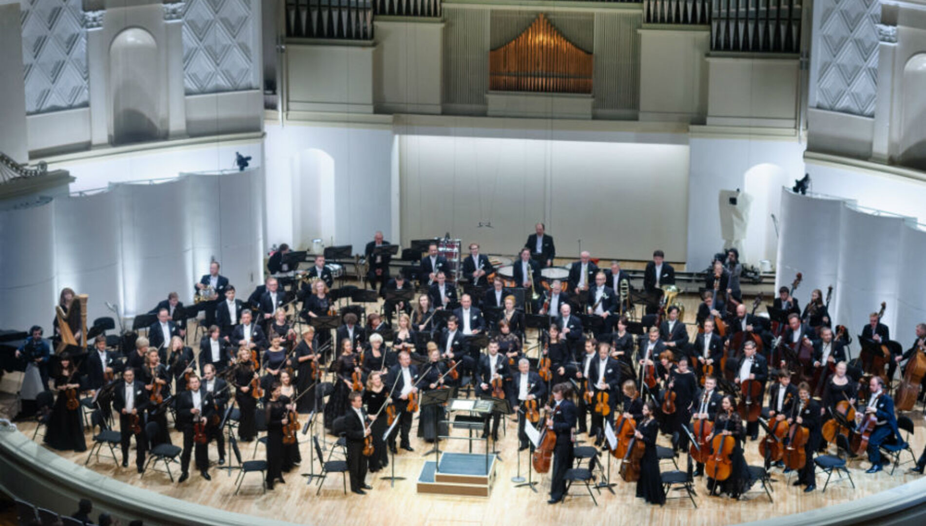 Академический симфонический оркестр Московской филармонии,
Миша Майский