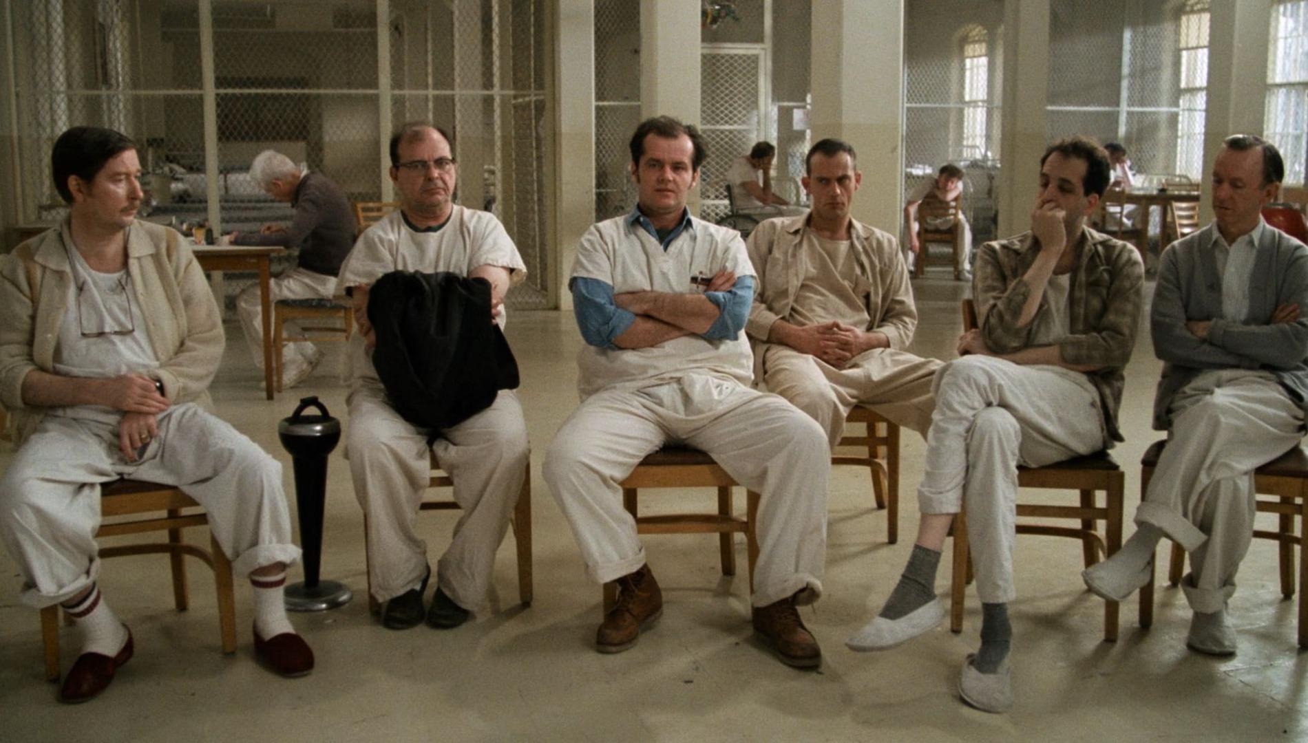 «Пролетая над гнездом кукушки»