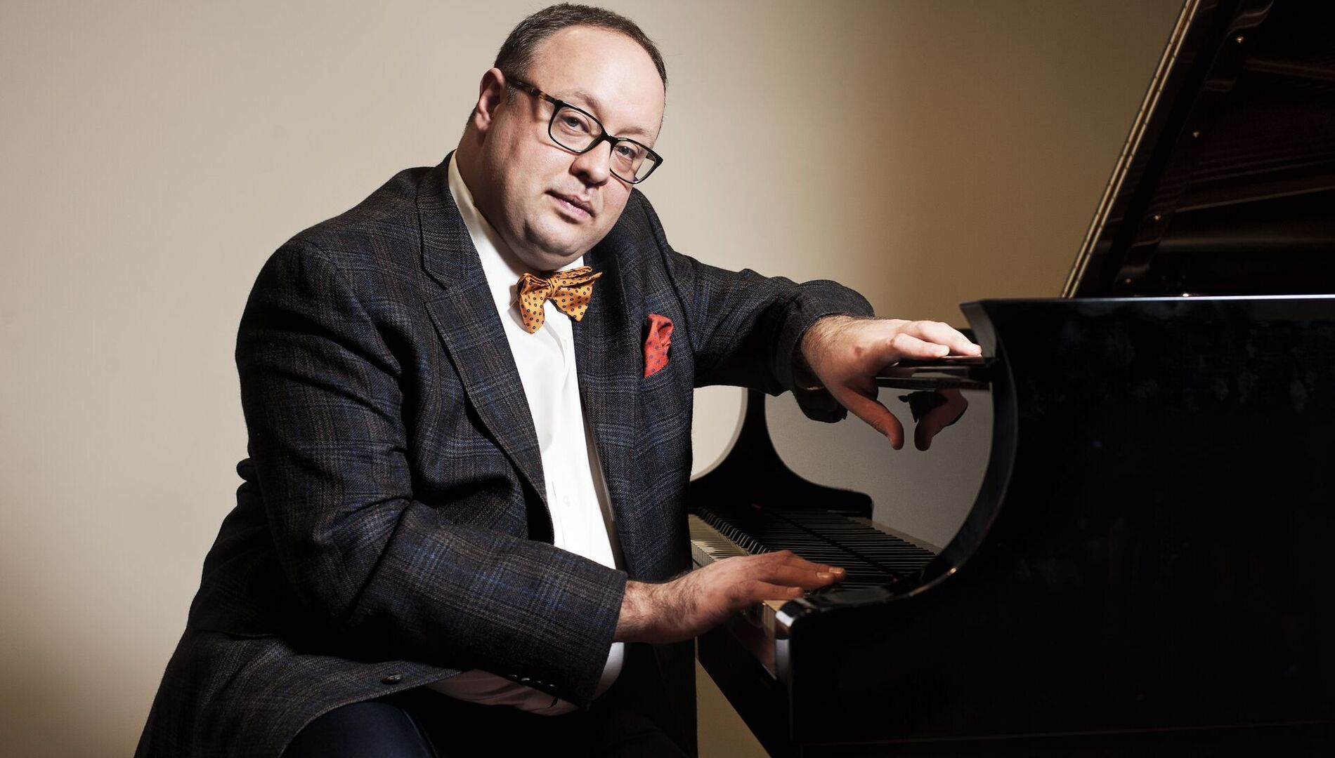 К юбилею. 50 лет.
Борис Березовский и его друзья