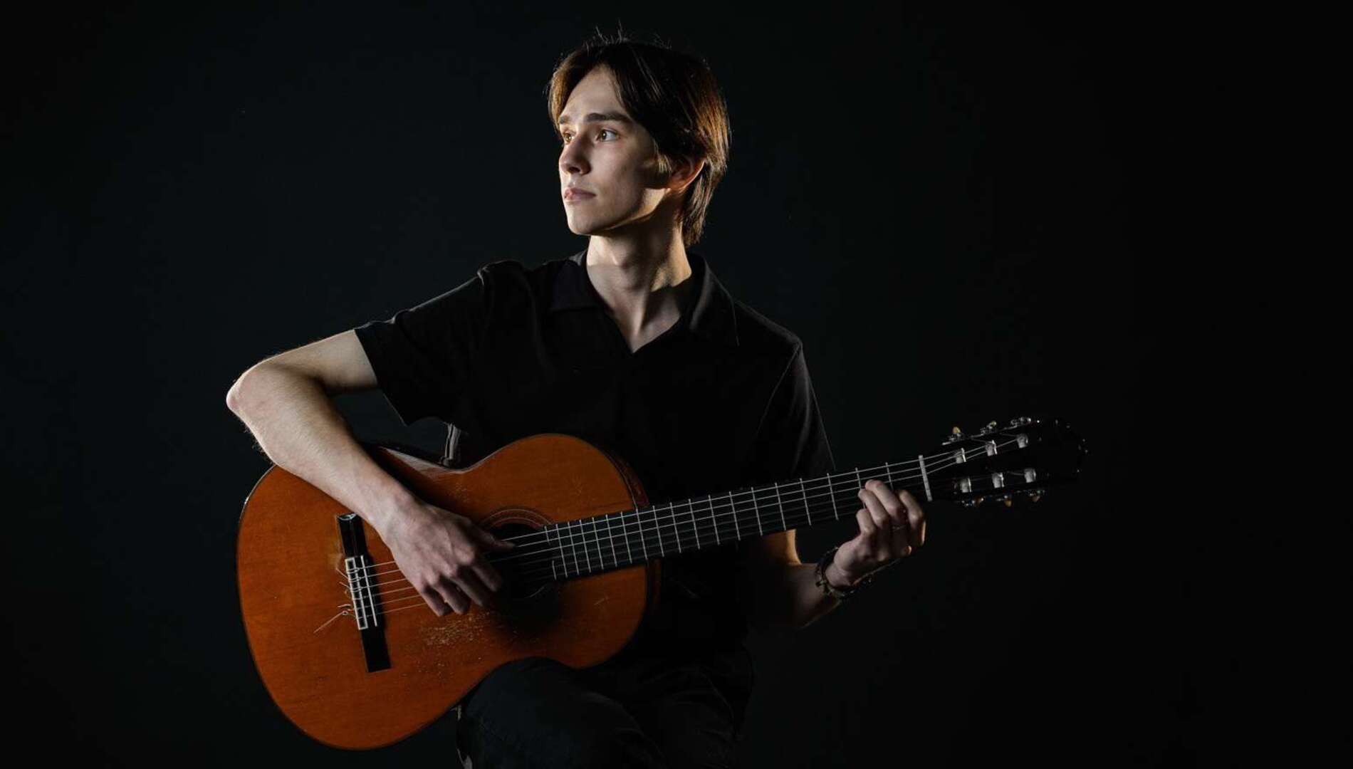 «Виртуозы гитары». Молодежная программа
XXI Московского международного фестиваля