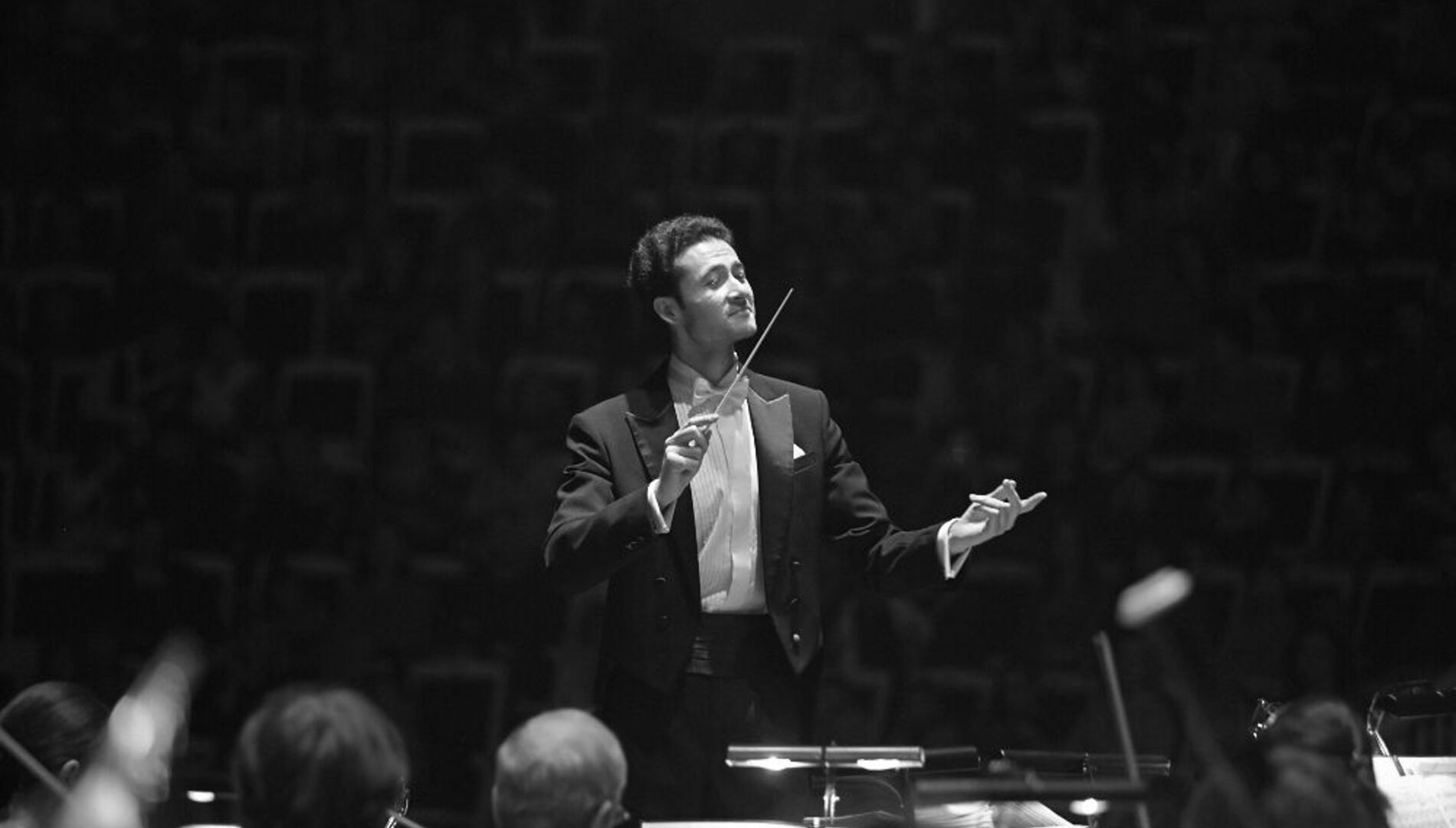 Сказки с оркестром. 
Джеймс Барри — «Питер Пэн».
Читает Анна Большова