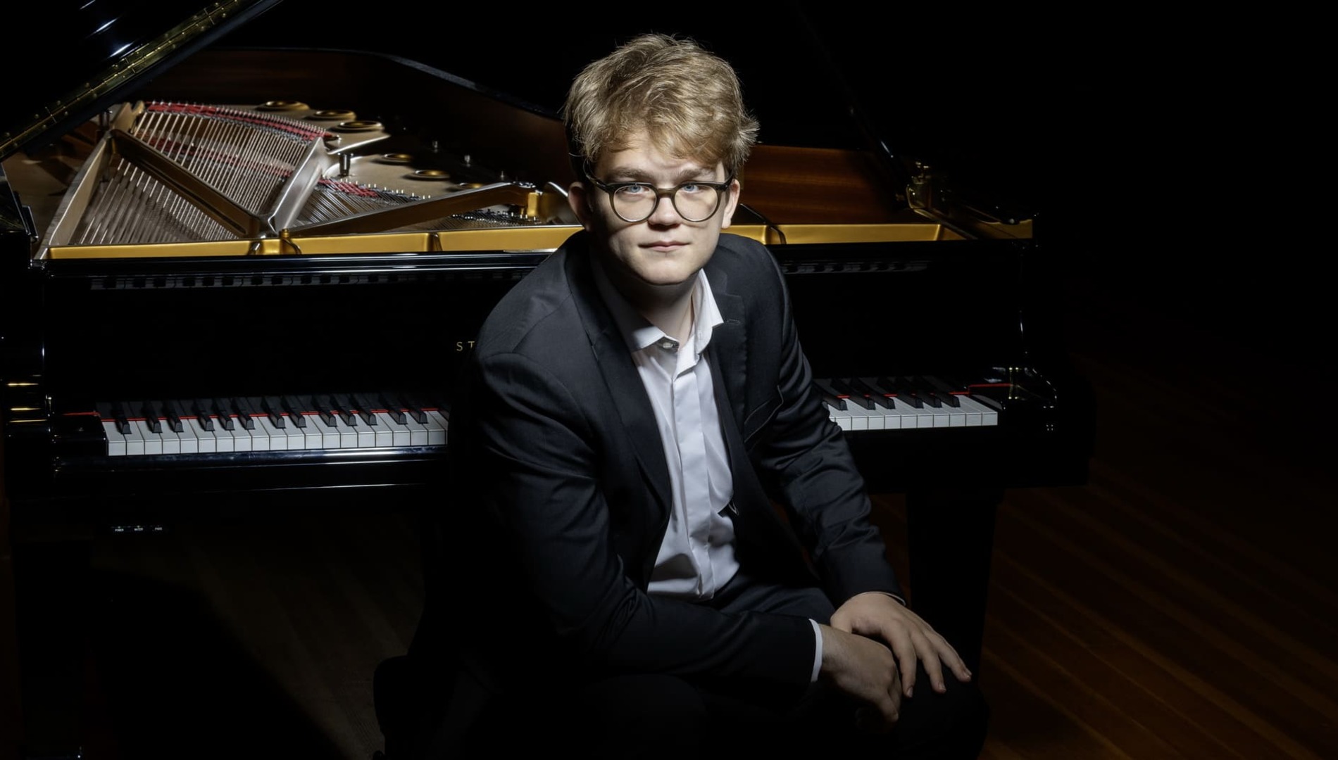 Оркестр Московской филармонии, Юрий Симонов, Пётр Акулов