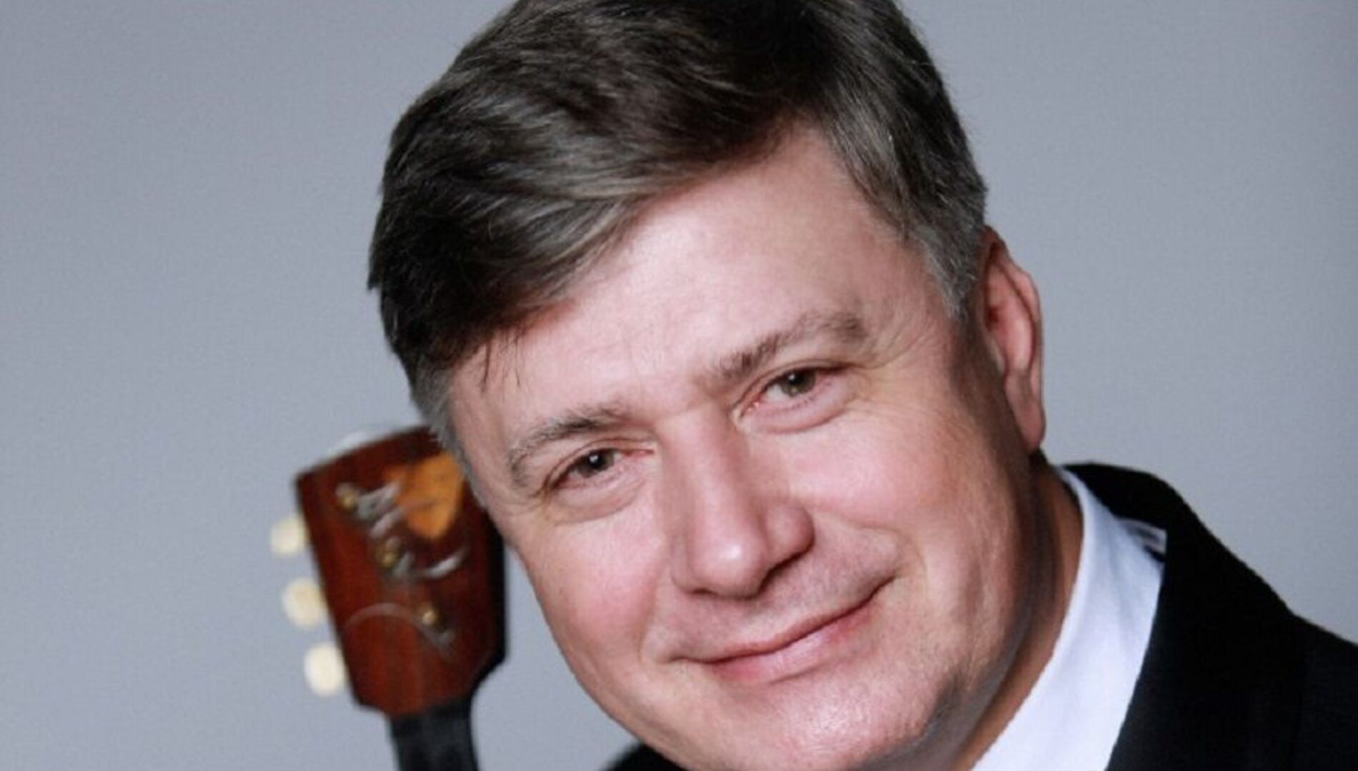 Учитель и ученик.
Игорь Сенин и его ученики