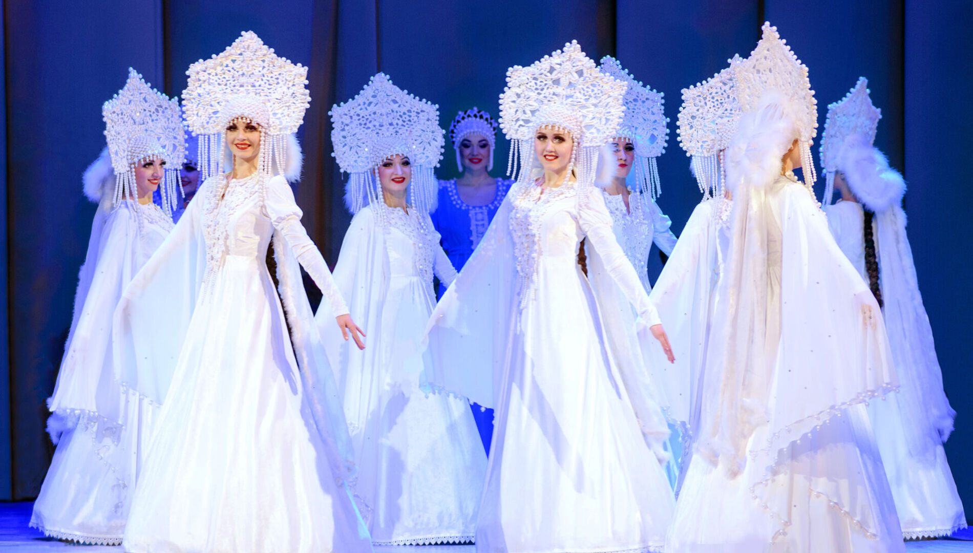 80 лет коллективу.
Государственный академический
Сибирский русский народный хор