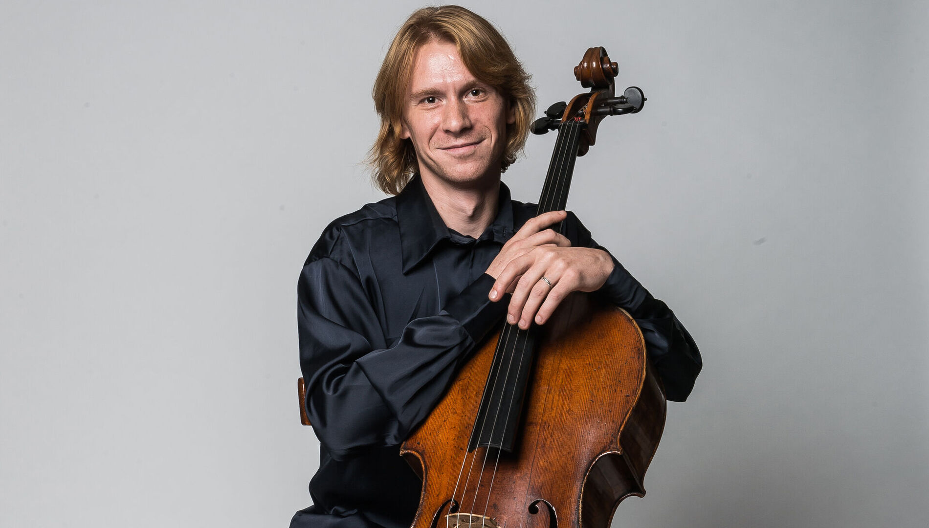 Сергей Антонов