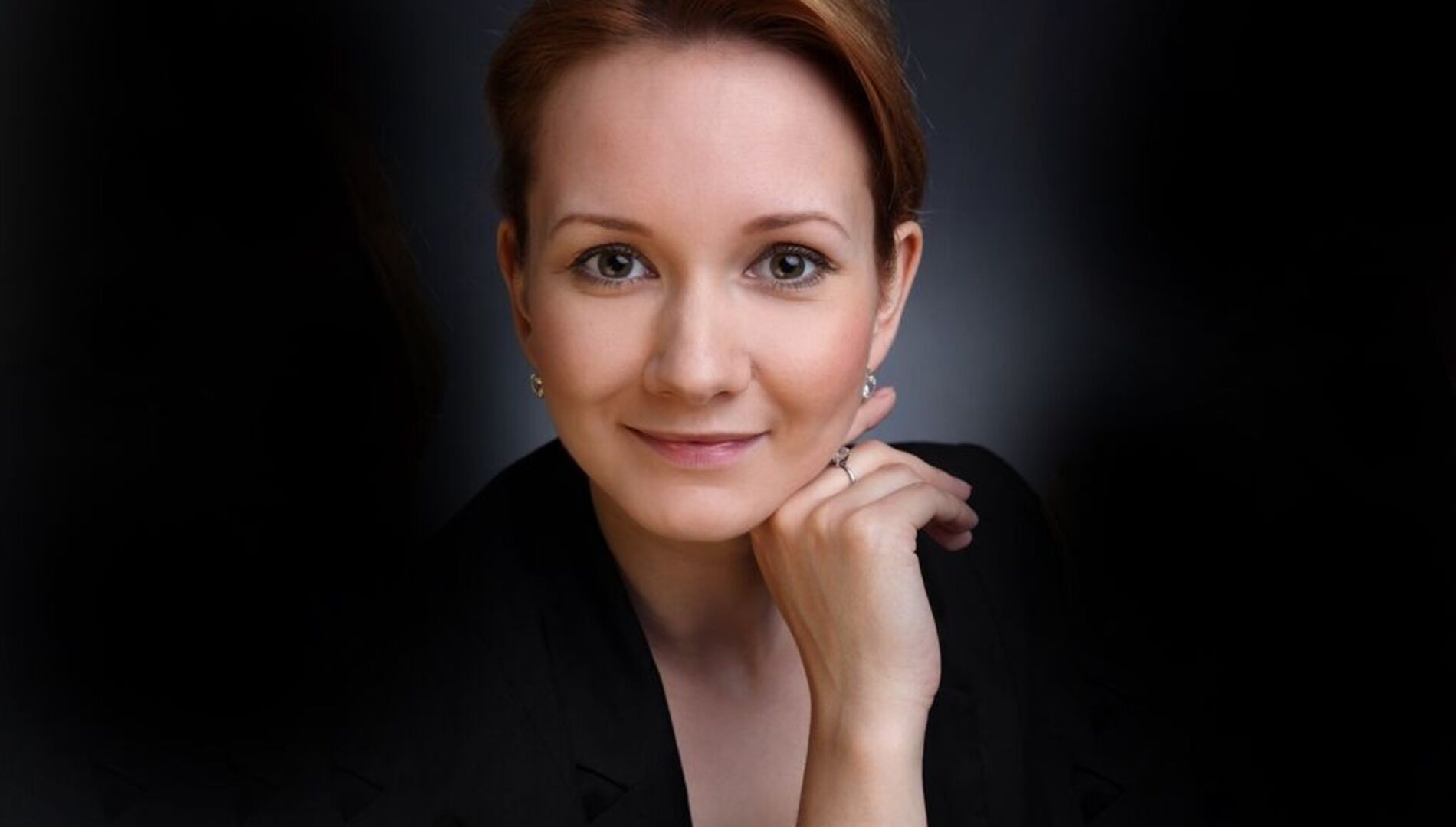 Анна Максимова