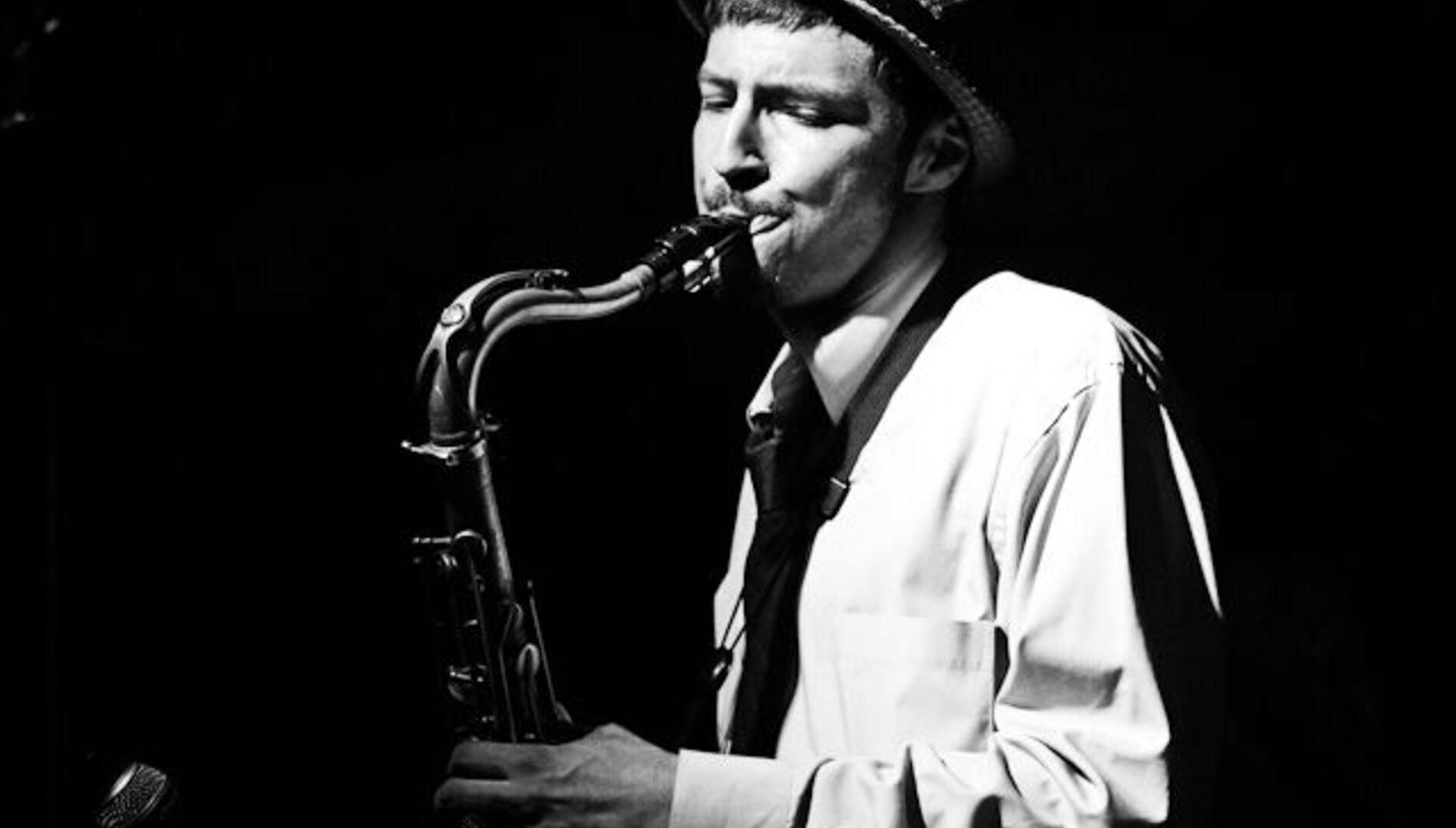 Элайджа Балбед