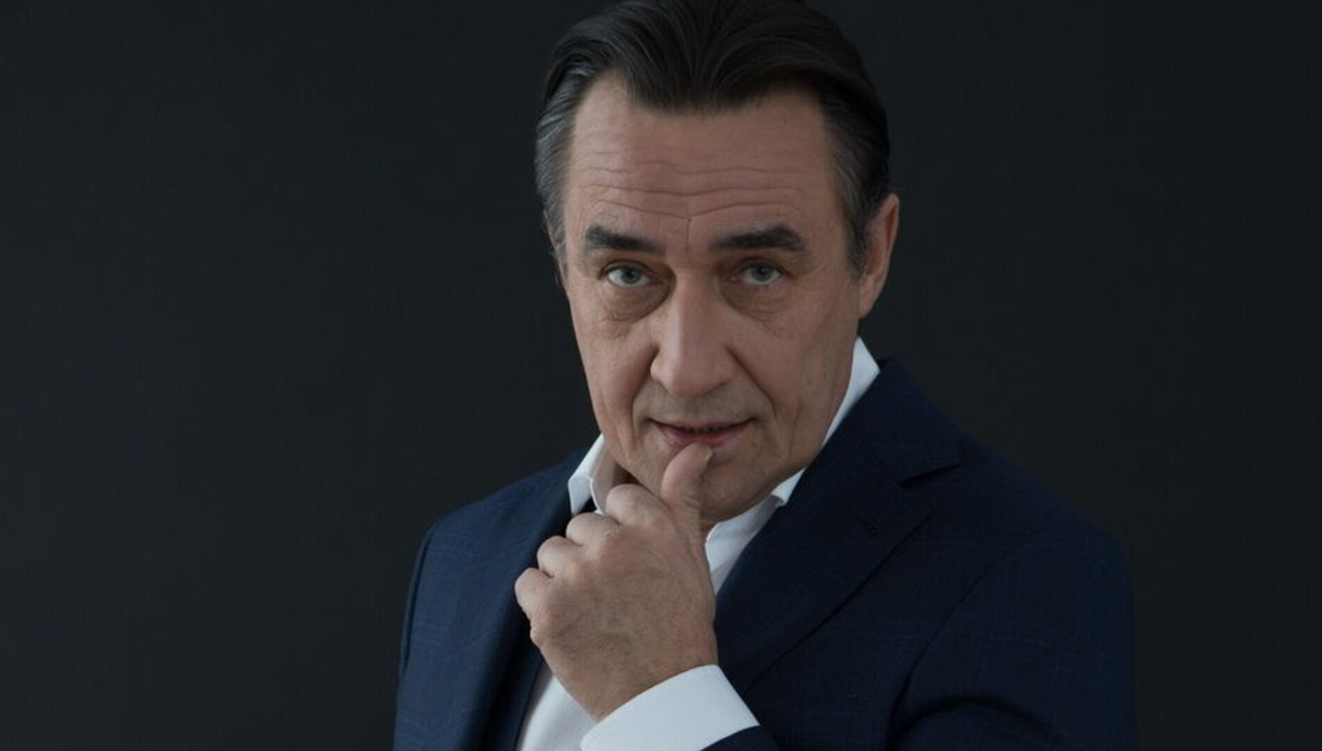 Камиль Ларин