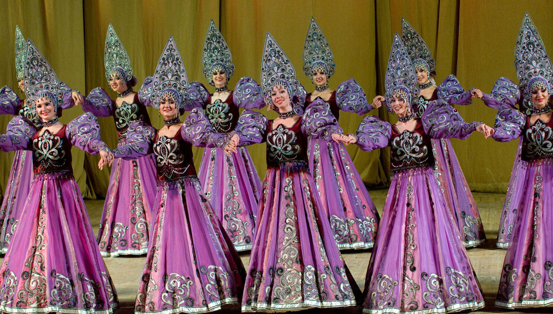 Московский государственный академический театр танца «Гжель»