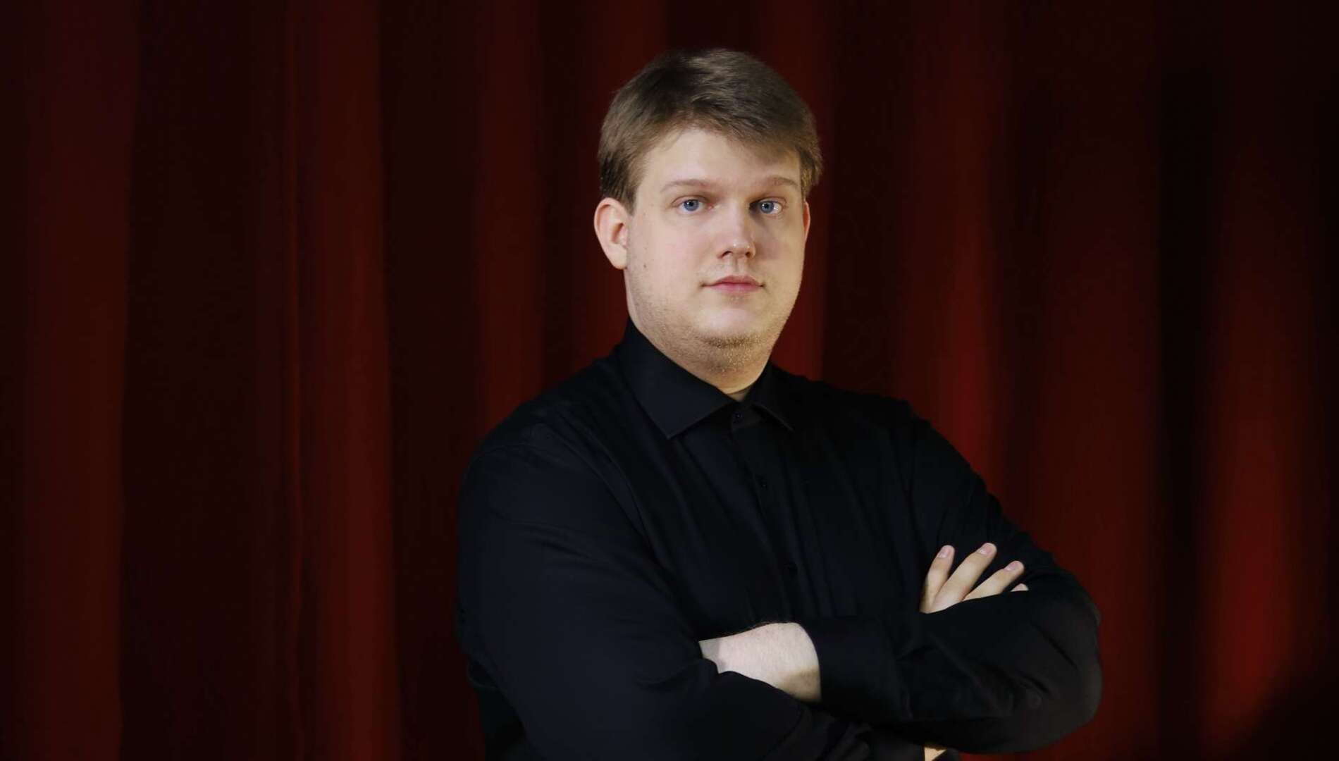 Олег Худяков