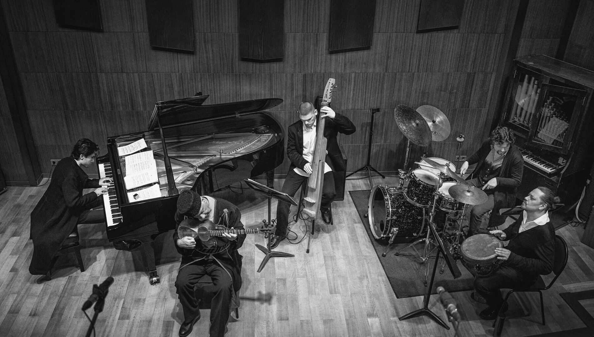 Ансамбль под руководством Риада Маммадова