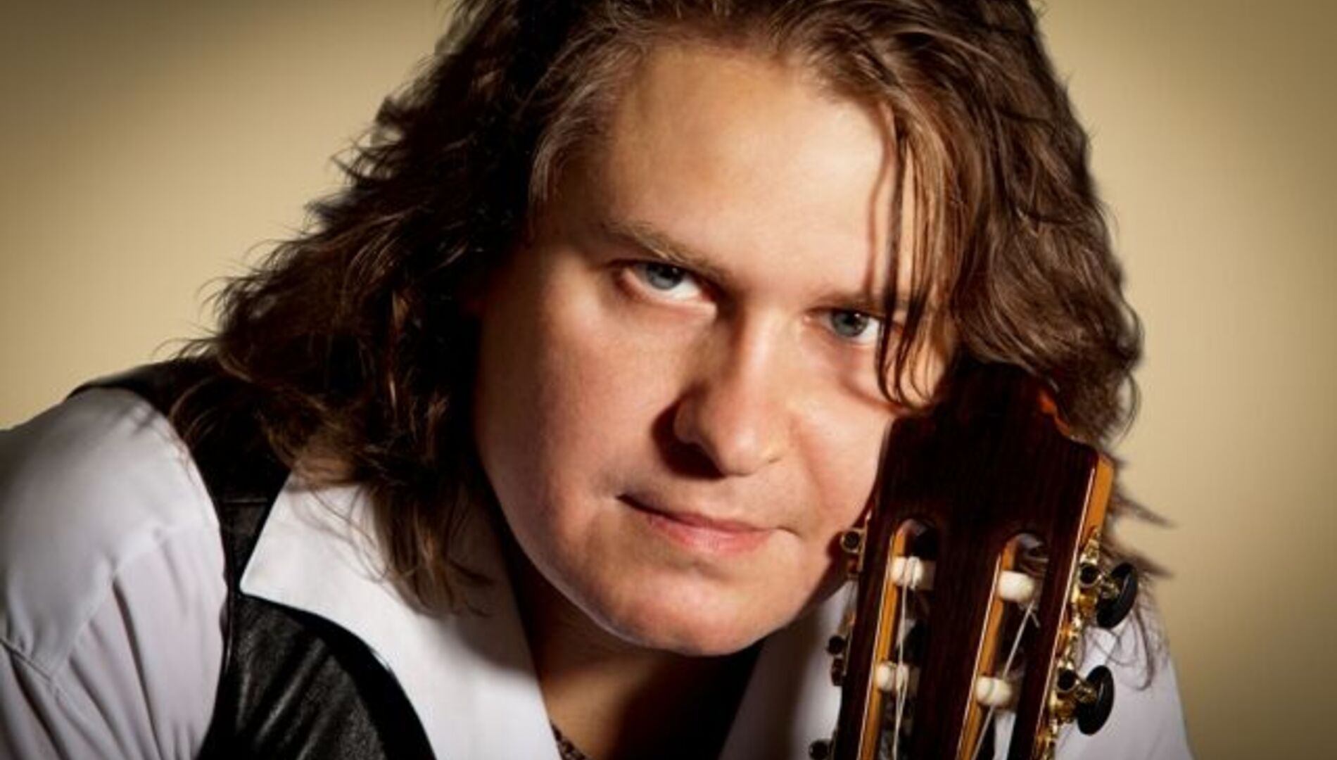 Роман Мирошниченко