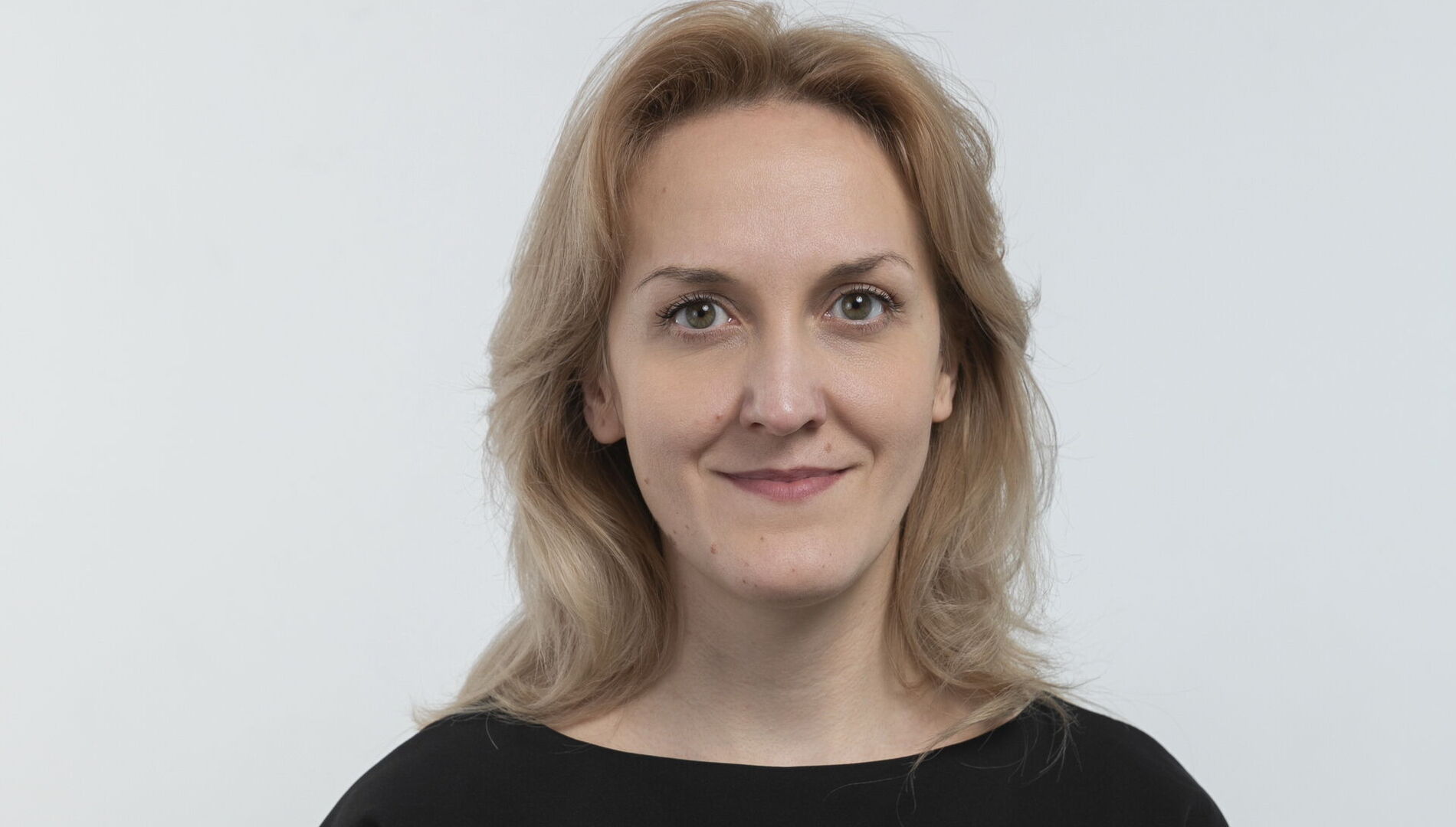 Виктория Захарова