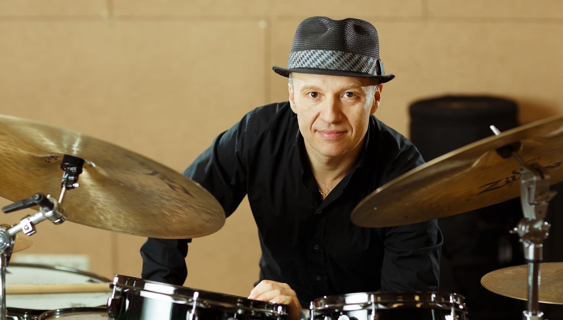 Олег Бутман