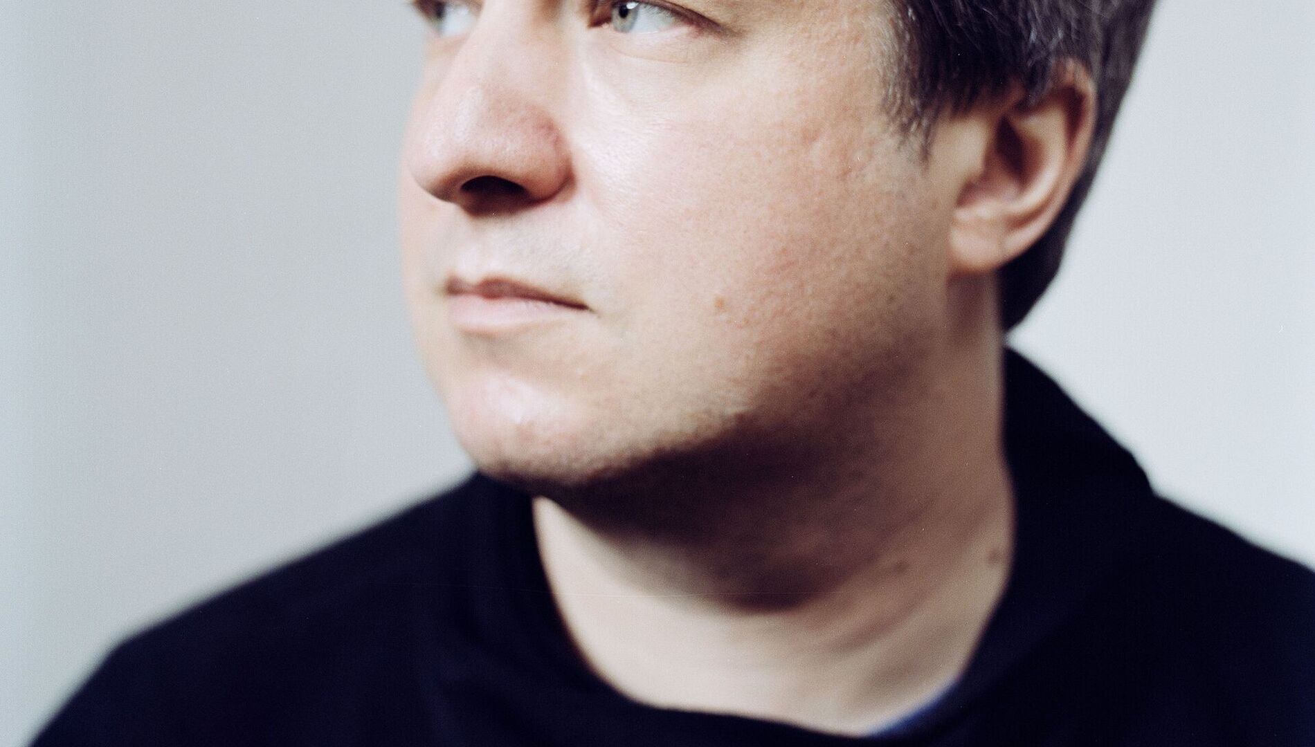 Антон Долин