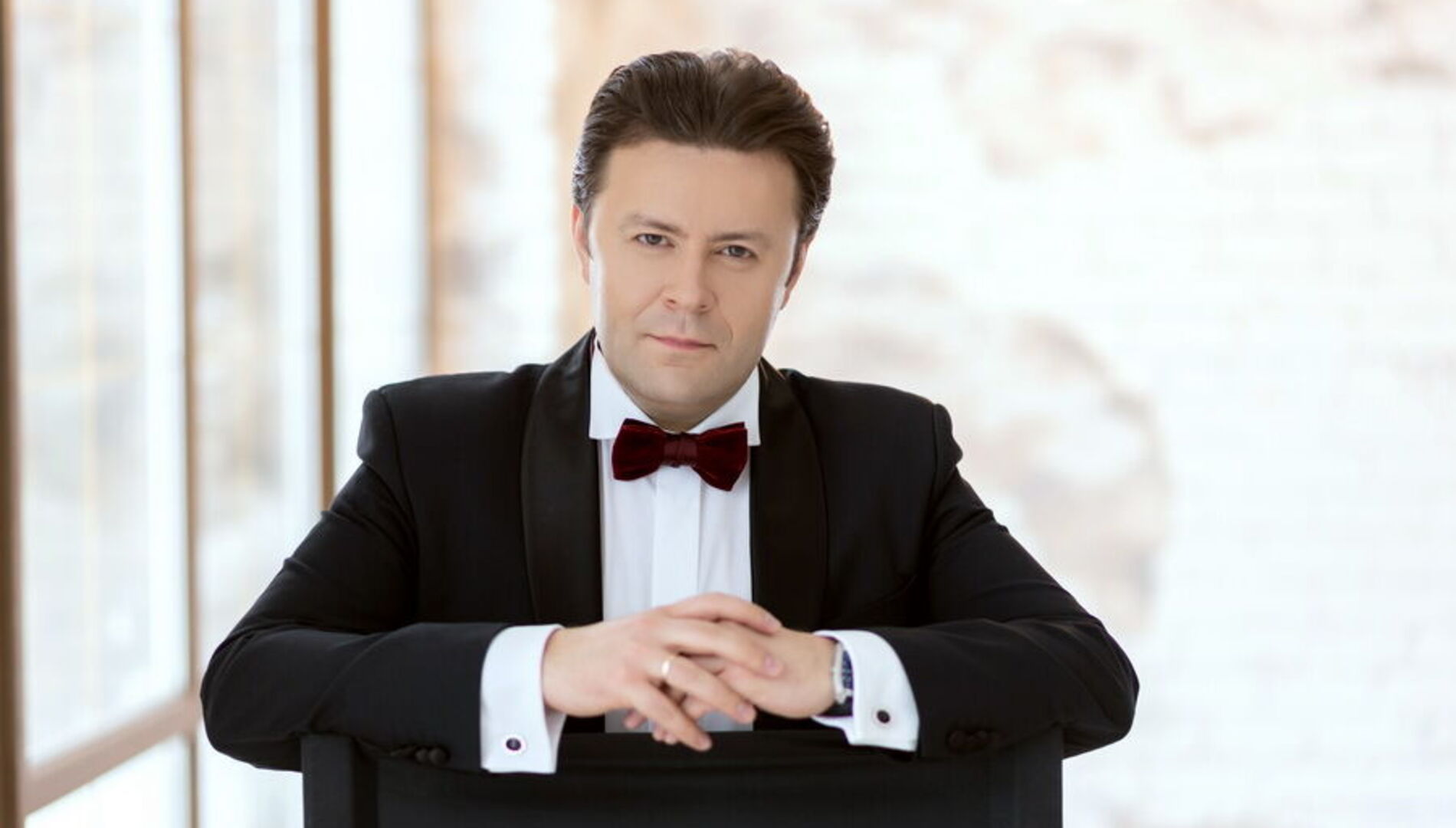 Александр Суханов