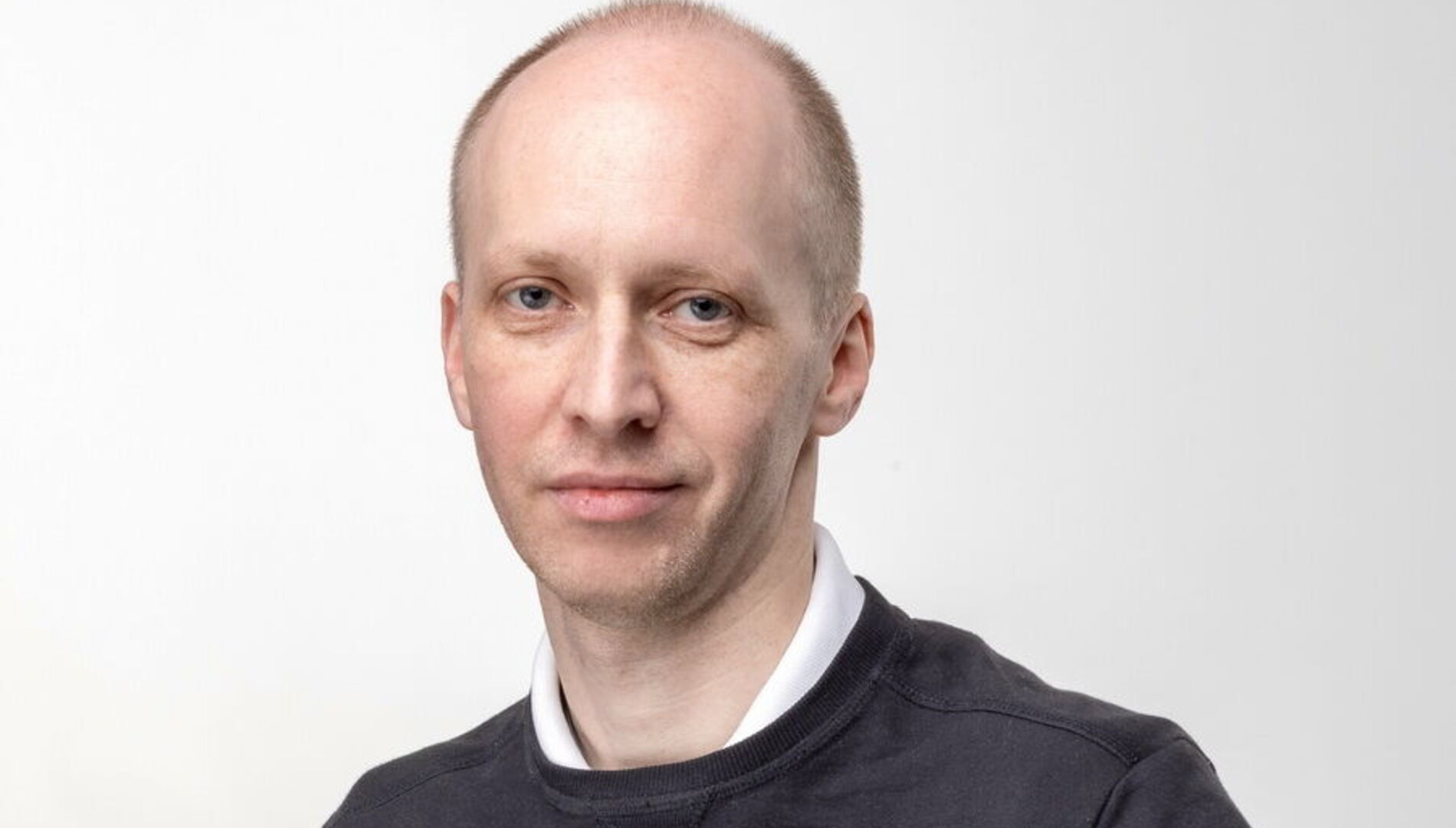 Антон Парамонов