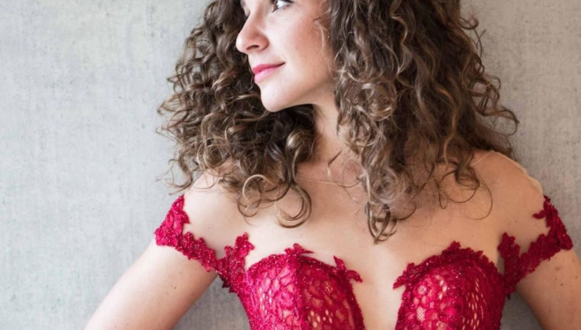 Светлина Стоянова