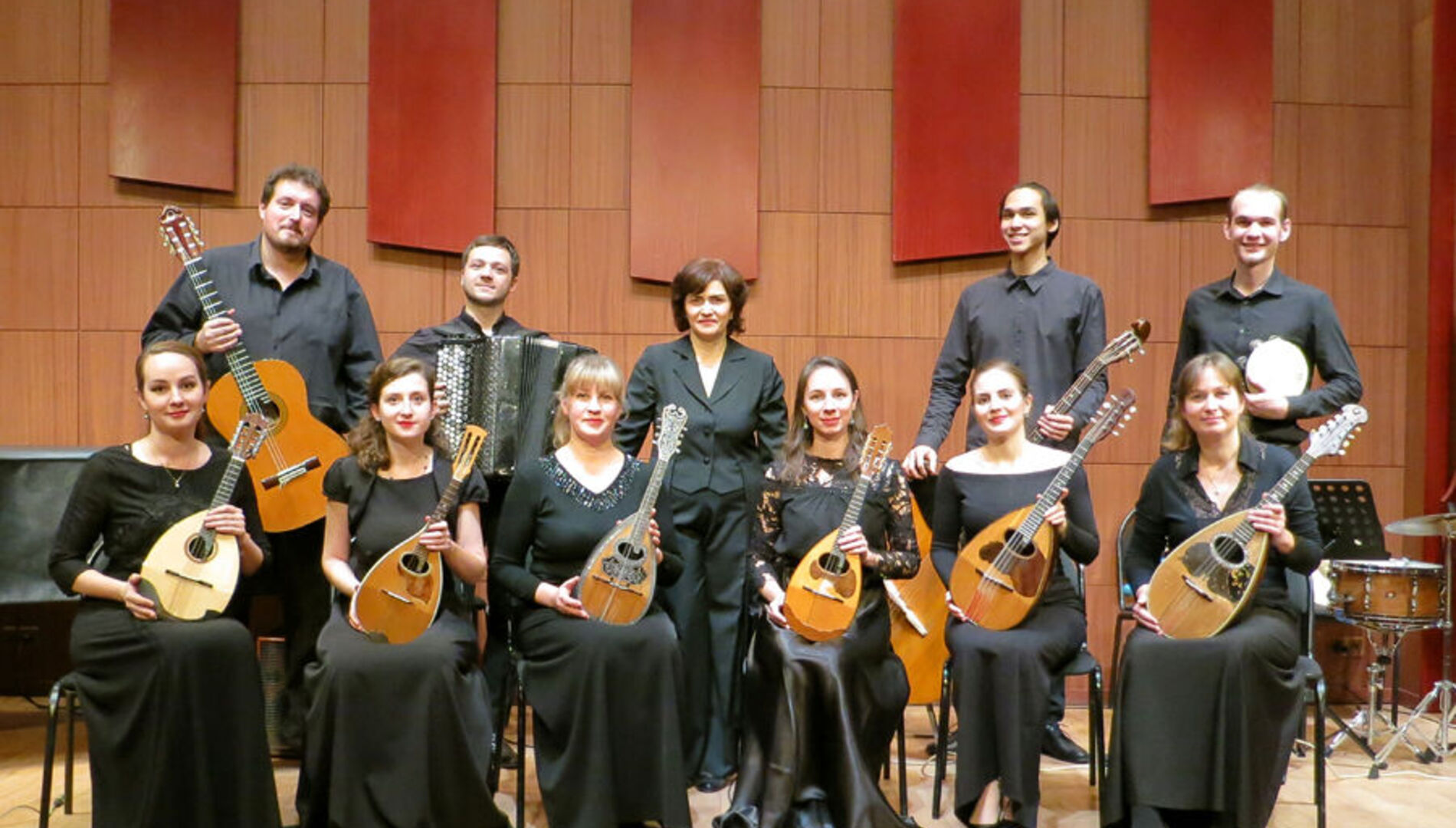 Ансамбль неаполитанских инструментов «Серенада»