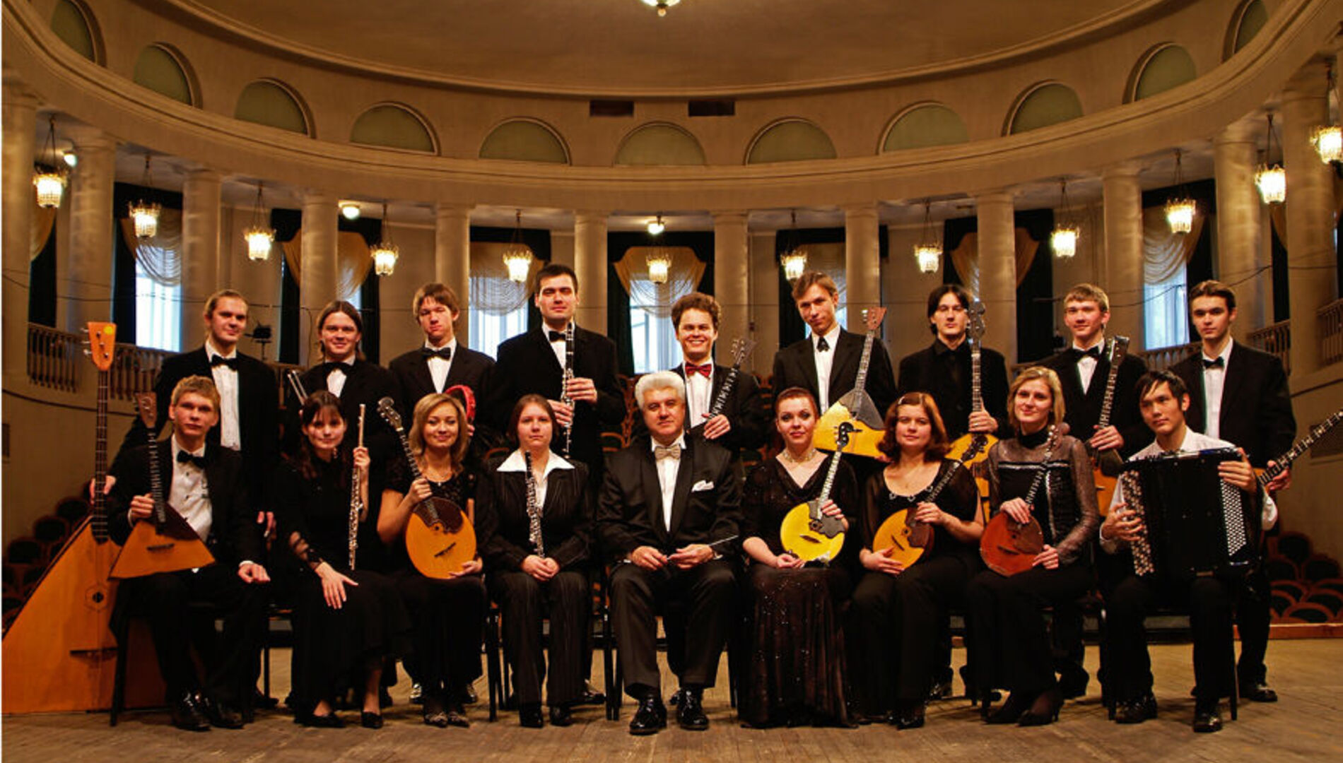 Концертный русский оркестр «Академия»