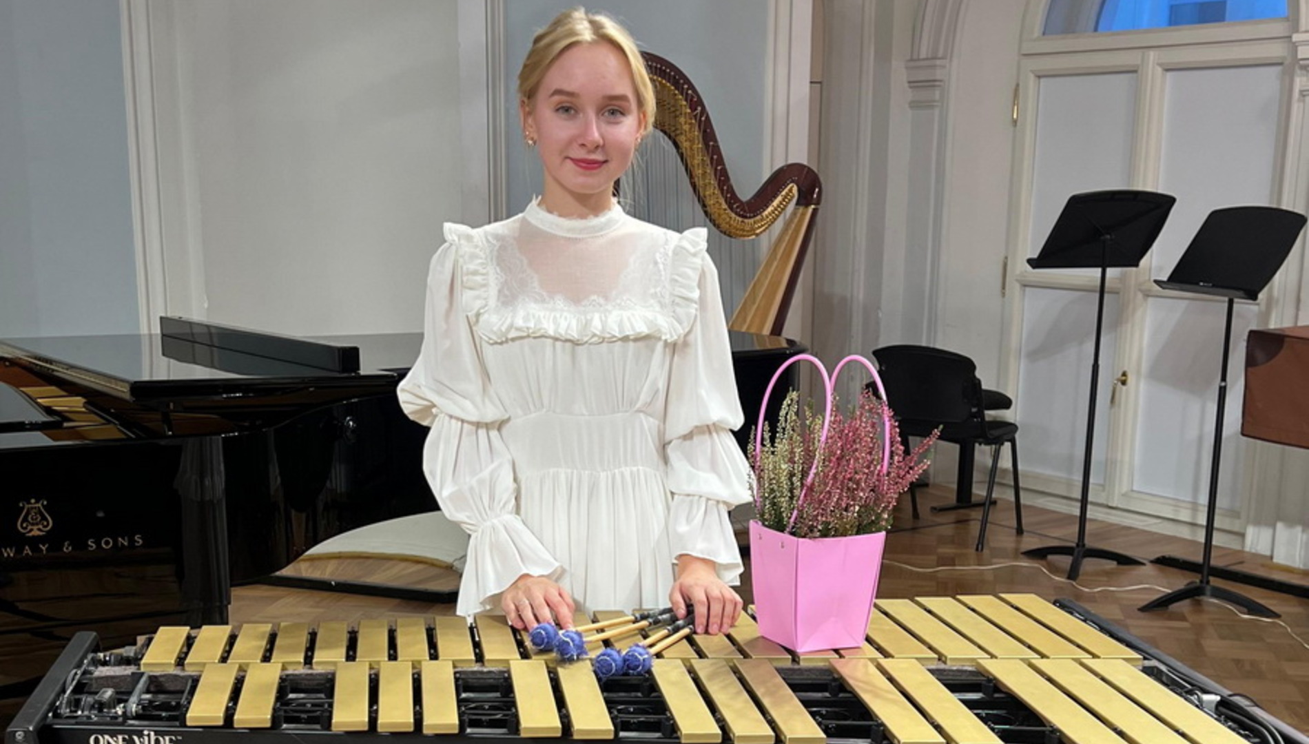 Алина Можар