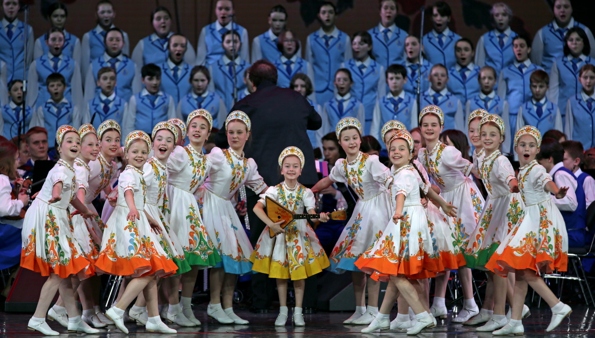 Ансамбль песни и пляски имени В.С.Локтева Московского городского Дворца детского (юношеского) творчества