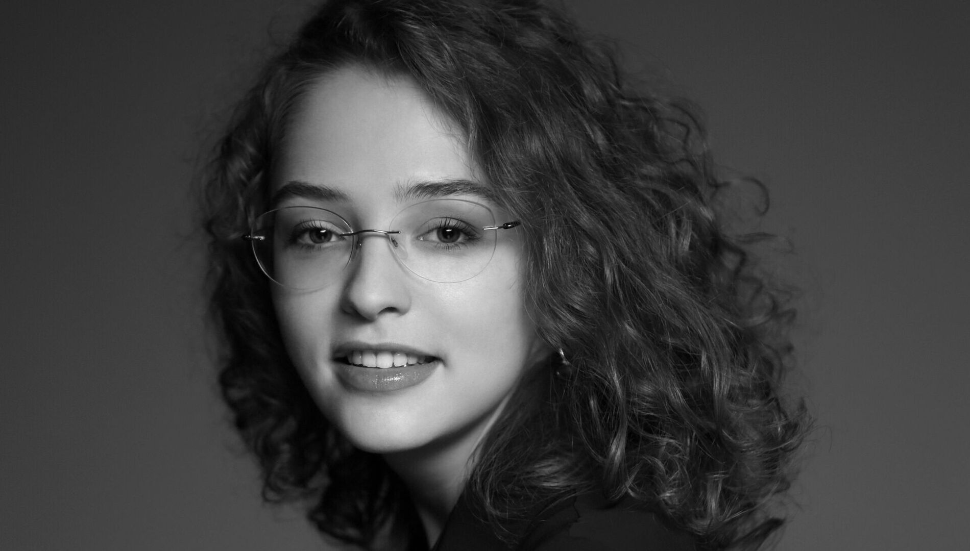 Яна Костина