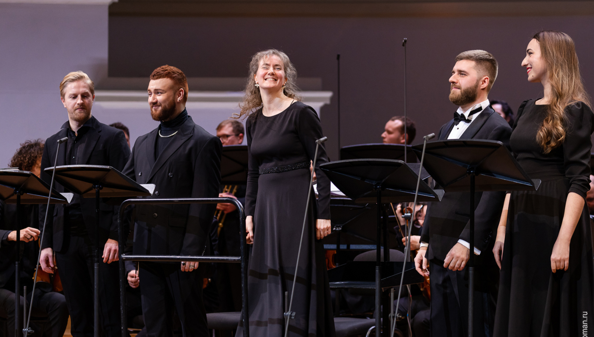 {{ formatter | Бах. «Рождественская оратория» || htmlspecial }}