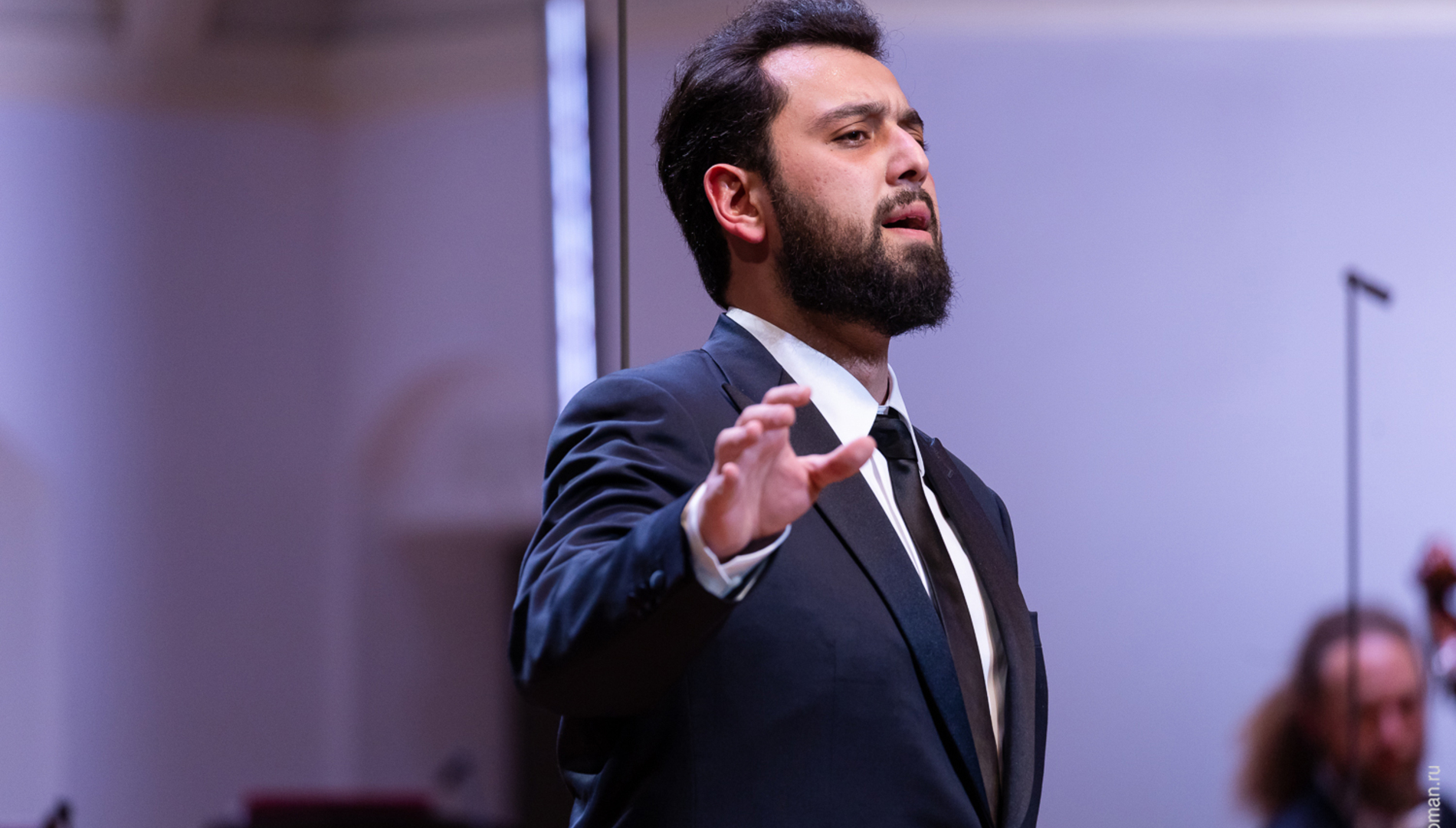 {{ formatter | Екатерина Семенчук, Магеррам Гусейнов || htmlspecial }}