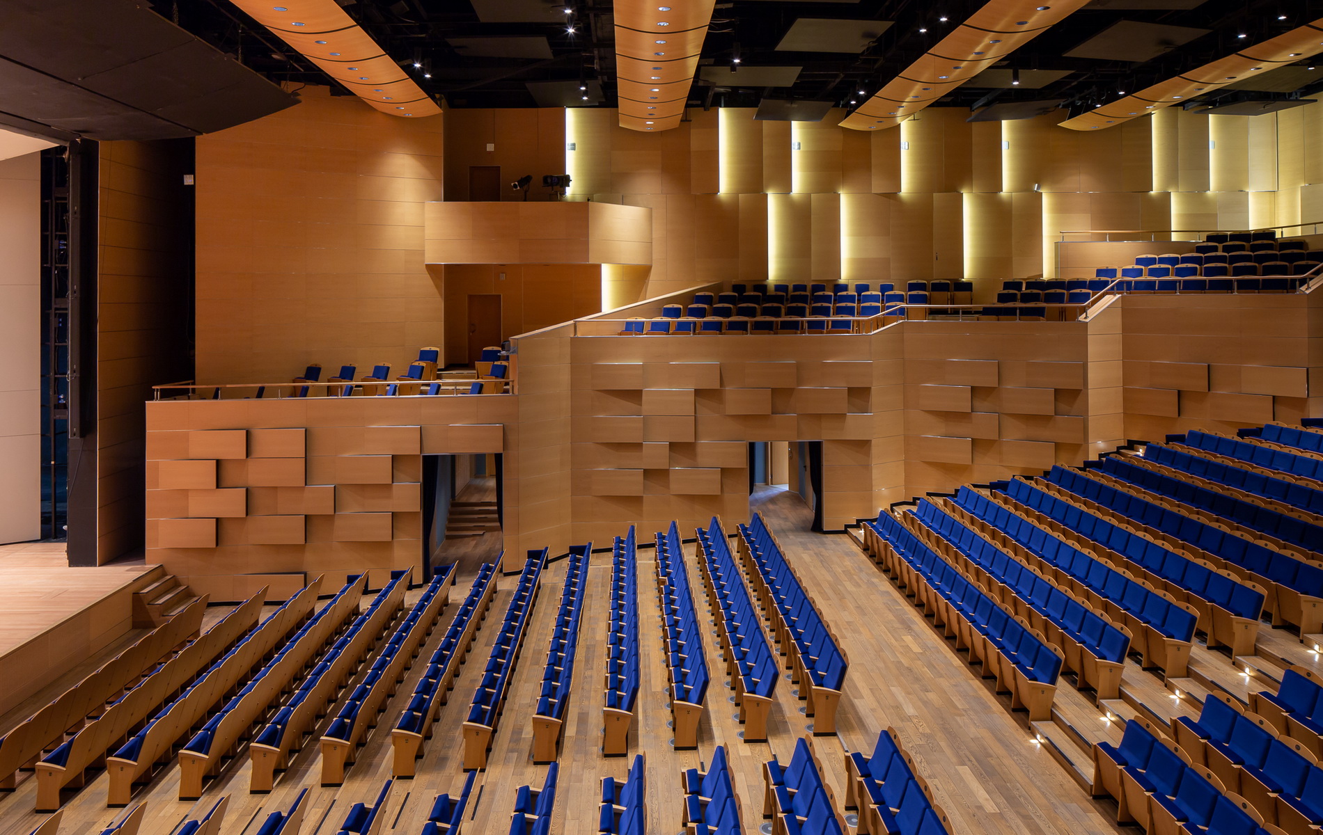 Сцена зала Рахманинова