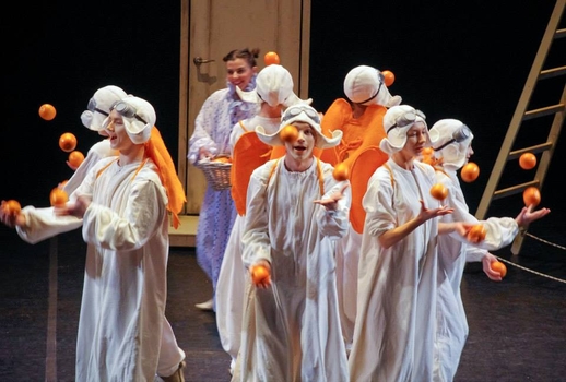 «Мандариновый ангел» – театрально-цирковой спектакль
